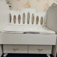 تختخواب نوزاد|تخت و صندلی بچه|خرم‌آباد, |دیوار