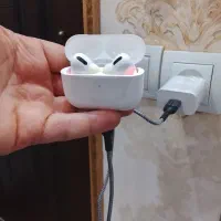 ایرپاد و ردیاب خودرو