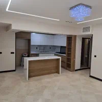 اپارتمان هشتاد وپنج متری اکباتان فوق العاده شیک