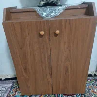 ویترین و جاکفشی