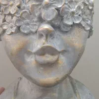 گلدون (جای برس و شانه)