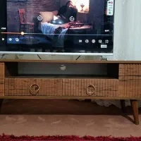 تلویزیون ۴۳ اینچ suniya و میز تلویزیون