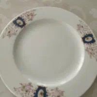 تعدادی ظرف با هم|ظروف سرو و پذیرایی|سمنان, |دیوار