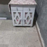 میز اتو و چرخ خیاطی