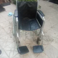 ویلچر بزرگ طا شو در حد نو 8ملیون