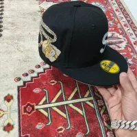 کلاه کپ|لباس|کرج, باغستان|دیوار