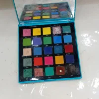 فروش لوازم آرایشی درحد