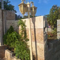 دوتا چراغ پایه دار حیاط|لامپ و چراغ|شیرود, |دیوار