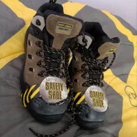 کفش ایمنی شماره43|کیف، کفش، کمربند|سبزوار, قصبه شرقی|دیوار