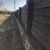 بنایی . دیوار کشی دور باغ . فنس باغ