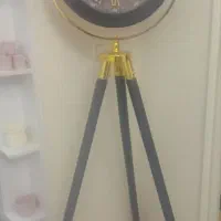 ساعت پایه دار ( سه پایه )