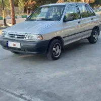 پراید نقره‌ای مدل  ۱۳۸۵