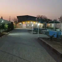 اجاره کوتاه مدت باغ ویلا ۱۲۰۰ متری اب برق گاز