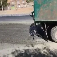 آب پاشی جاده و آب رسانی به باغ و استخر آب