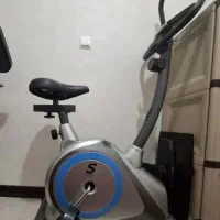 دوچرخه ثابت ورزشی