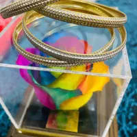 النگو بدل|بدلیجات|قم, باغ شازده|دیوار