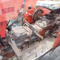 تراکتور 285 وادوات دستگاه پرس  کویر و شانه