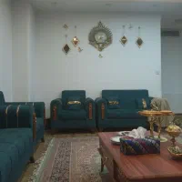 یک نفر محجبه، جهت امور منزل