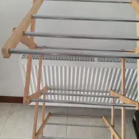 یک عدد بند رخت چوبی تاشو آکادونی