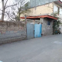 یک-اتاق-20-متری-داخل-زمین-200-متری-دور-دیوار