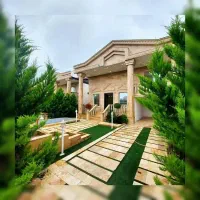 ویلاباغ-دوبلکس-نماسنگ-220متری-حیاط-سرسبز