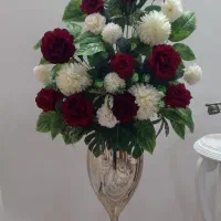 گل و گلدان مصنویی