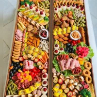 فینگرفود دسر غذا کیلویی چیدمان میز مراسم