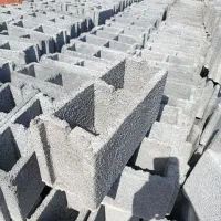 بلوک پوکه‌ای و سیمانی