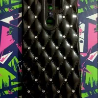 یک نگین افتاده