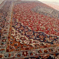 سلام. یک قالی 12 متری بفروش میرسد تمیز و سالم