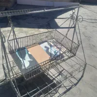 گهواره آهنی بچه