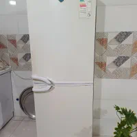 یخچال فریزر .یوش