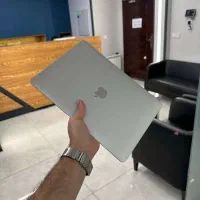 مک بوک 2020 درحد MACBOOK AIR M1/8/256 سالم تمیز