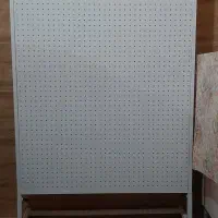 استند ایستاده سوراخ دار|کتابخانه، شلف، قفسه‌های دیواری|تهران, گمرک|دیوار