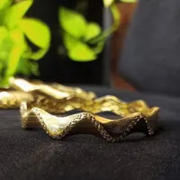 دستبند فیوژن در حد نو جراحی هستم