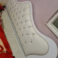 تخت و دراور