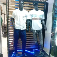 مانکن و ویترین