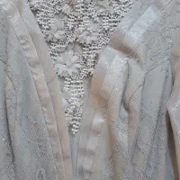 لباس مجلسی|لباس|میانه, |دیوار