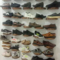 همه ی کفشا فقد ۱۵۰