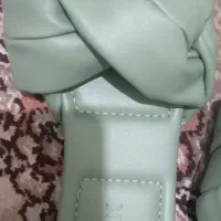 دمپایی|کیف، کفش، کمربند|پرند, فاز ۶|دیوار