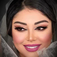 میکاپ و شنیون عروس و همراه