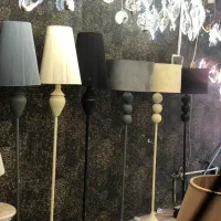 آباژور ایستاده فلزی با کلاهک مخمل|چراغ خواب و آباژور|تهران, اتابک|دیوار