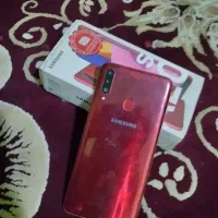 گوشی درحد اک