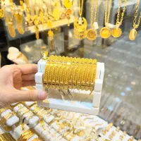 النگو ریخته طرح ورساچ برند لاشار