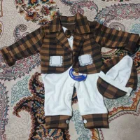 لباس سه تیکه وسرهمی ویک جفت کفش برا سیسمونی خوبه|کفش و لباس بچه|تربت‌حیدریه, طالقانی|دیوار