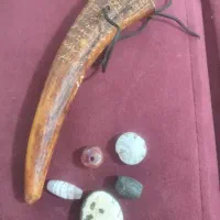 مهره های قدیمی|جواهرات|اهواز, منبع اب|دیوار