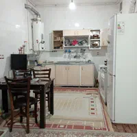 با سلام فروش منزل دو طبقه یا معاوضه با منزل یه طبق|فروش خانه و ویلا|شیراز, شهرک ترکان|دیوار