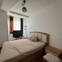 آپارتمان-77-متر-سالن-پرده-خور-رو-به-آفتاب