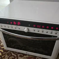 یک دستگاه ماکروفر در حد نو ال جی