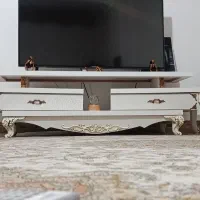 میز تلویزیون در حد نو